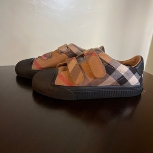 Burberry Kids Canvas